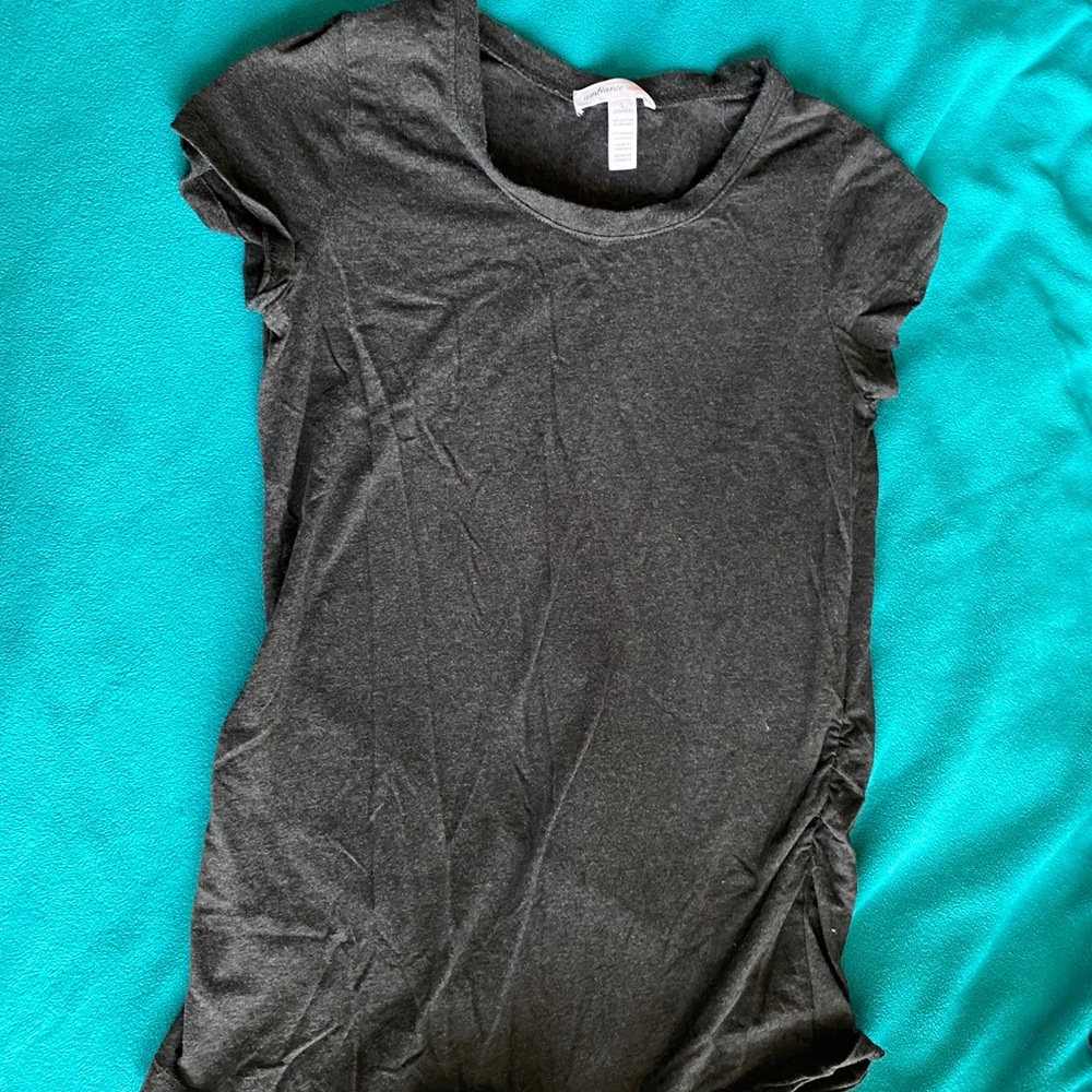 Maternity tshirt